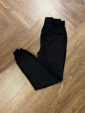 Lululemon Mid Rise Jogger Stretch Ruched Waistband Size 4